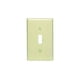 thumbnail image 3 of Placa de pared Leviton PJ1-I Midway 1-Gang Toggle Ivory, 3 of 3