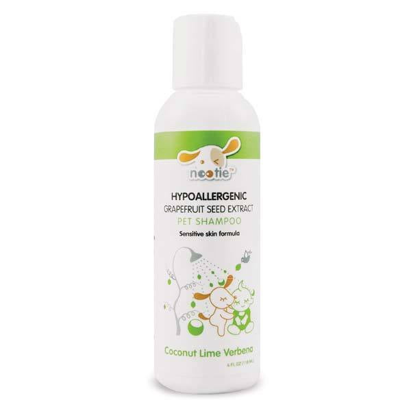 Nourishing Gentle Dog Grooming Shampoo For Sensitive Skin Coconut and