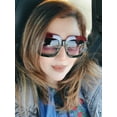 thumbnail image 2 of Anteojos de sol FEISEDY retro cuadrados extragrandes para mujer B2276, 2 of 8