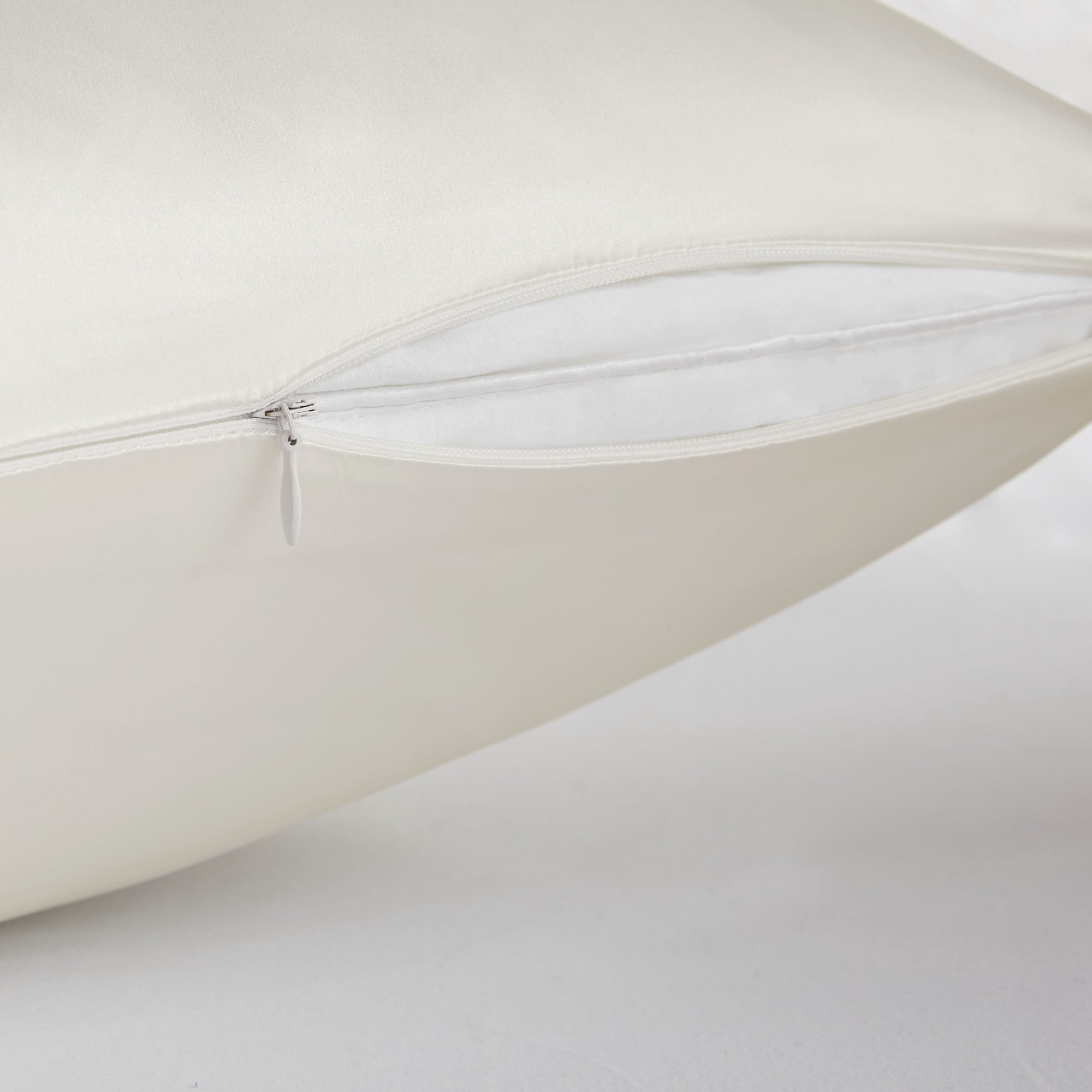 Madison Park Silk 100% Mulberry Single Pillowcase, Queen - Ivory