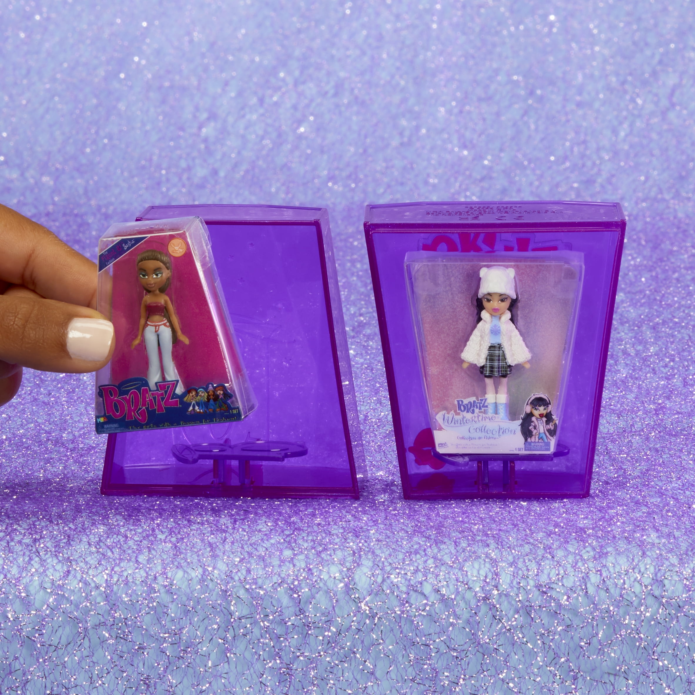  MGA's Miniverse Bratz Mini Cosmetics - 2 Cosmetics in Each  Pack, MGA's Miniverse, Blind Packaging Doubles as Display, Y2K Nostalgia,  Collectors Ages 6 7 8 9 10+, Multicolor : Toys & Games