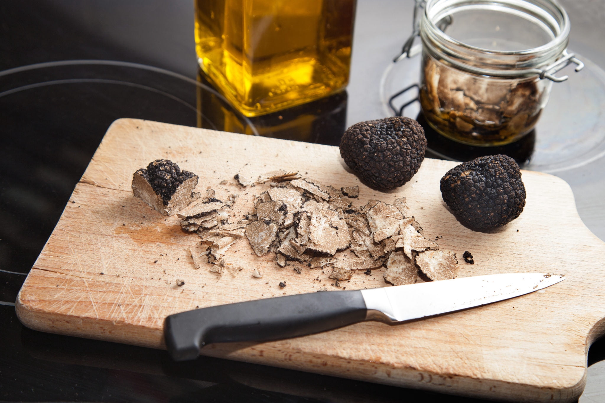 Elle Esse Black Summer Truffle Italian Olive Oil, Extra Virgin, 8.50 oz