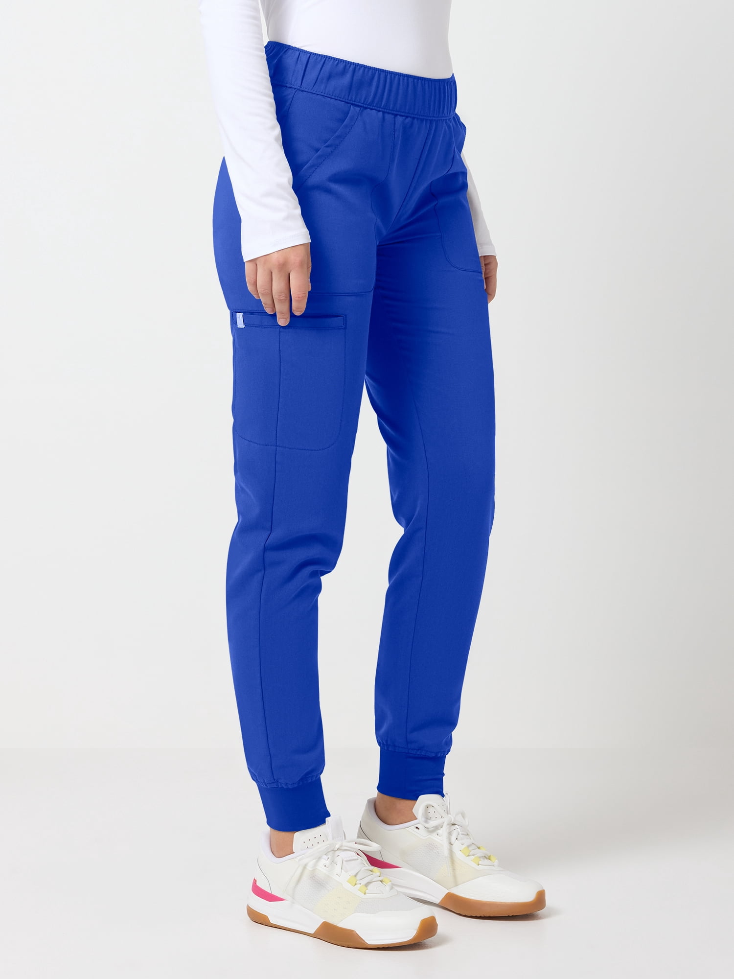 Scrubstar Ultimate Women’s Petite Antimicrobial Cargo Jogger Scrub Pant, Sizes XS–XL