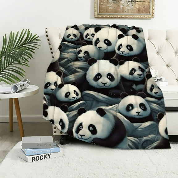 COMIO Panda Blanket - Thickened Flannel, Shrinkage Resistant, Allergy-Free, for Panda Lovers