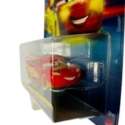Disney / Pixar Cars Glow Racers Lightning McQueen Diecast Car