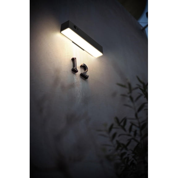 Solar Wall Light – 1000 Lumens