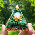 thumbnail image 1 of Crystal Gem Pyramid Meditation Healing Home Office Art Decoration Estatuilla Regalos Hugtrwg Para estrenar, 1 of 8