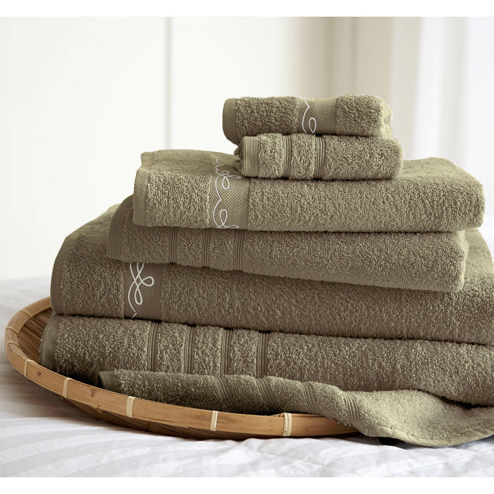 6 Piece Standard Embroidered Vintage Ribbon Towel Set