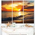 thumbnail image 1 of Coucher de Soleil Dramatique Coloré sur les Vagues Plage Moderne, 1 of 1