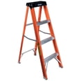 thumbnail image 1 of Escalera Tijera Akron Herramientas Fibra de Vidrio Plegable 3 escalones Tipo III 90kg, 1 of 3
