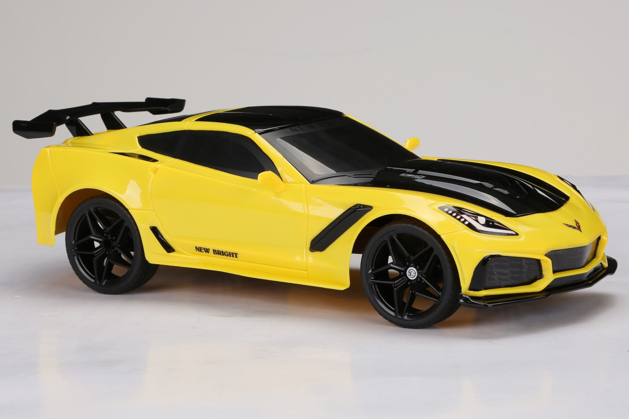 new bright corvette zr1