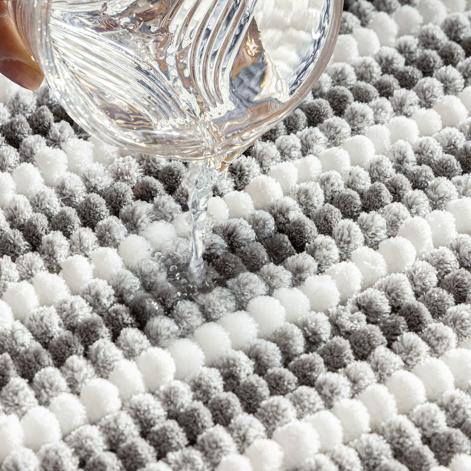 Phantoscope Soft Chenille Bathroom Rug, 17 x 20 in, Quick Dry, Non-Slip Backing, Light Gray