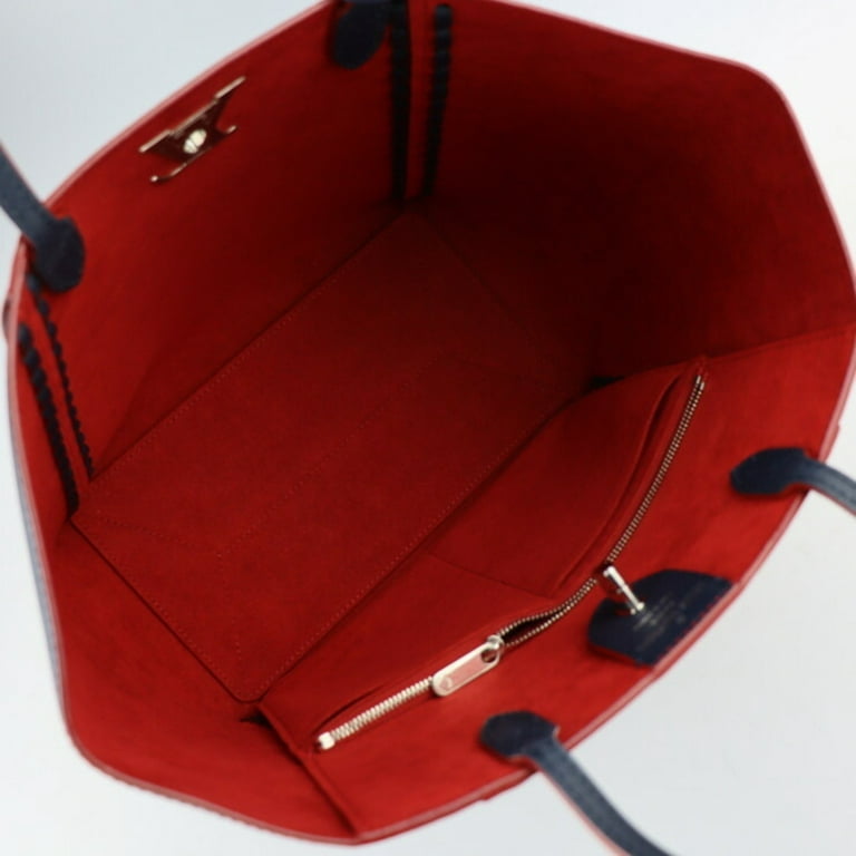 Louis Vuitton Lock Me Cover Tote Bag