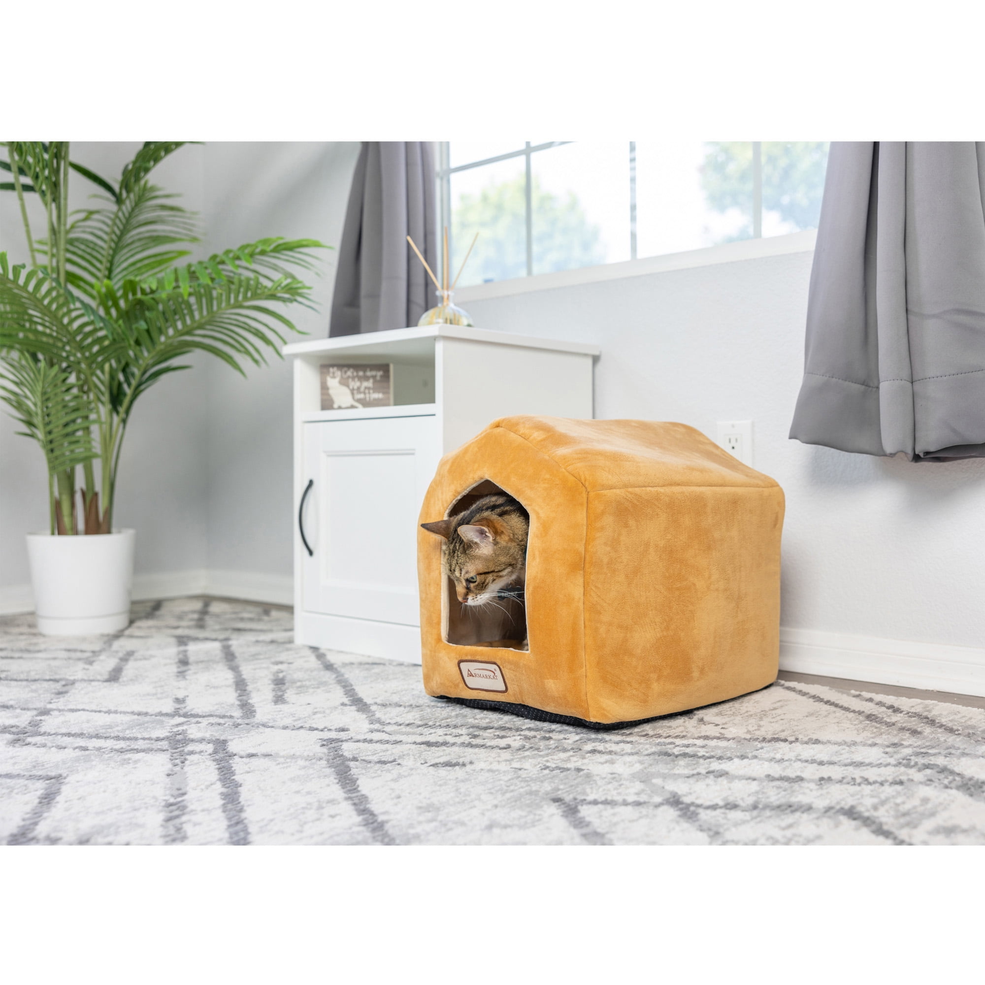 Armarkat Covered Pet Cat Bed, Brown