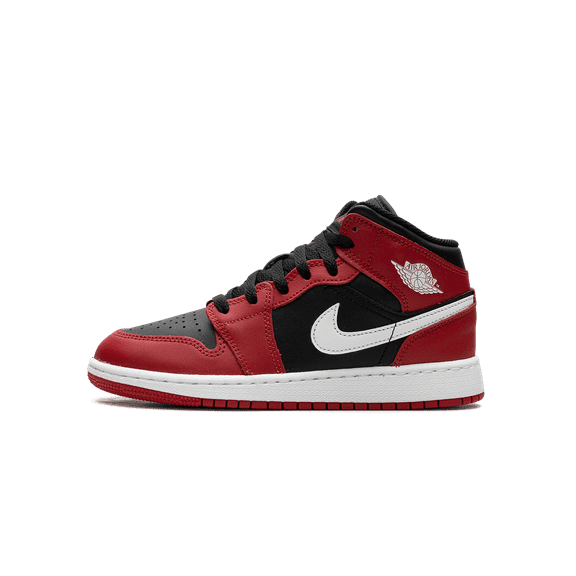 JORDAN GRADE SCHOOL Air Jordan 1 "red" DQ8423-061 from Stadium Goods