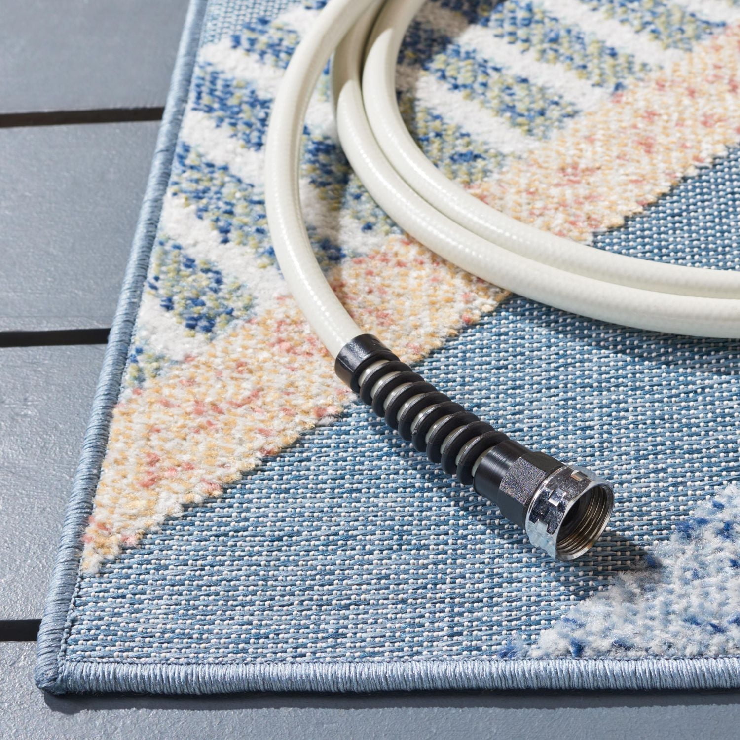 SAFAVIEH Sarasota Alton Geometric Indoor/Outdoor Area Rug