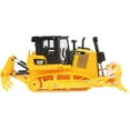 thumbnail image 4 of Diecast Masters RC Truck CAT D7E Track-Type Tractor | Fully Functional Radio Control Tractor Truck | 1:24 Scale Model Remote Control Caterpillar Trucks | CAT Yellow Diecast Model 25002, 4 of 8