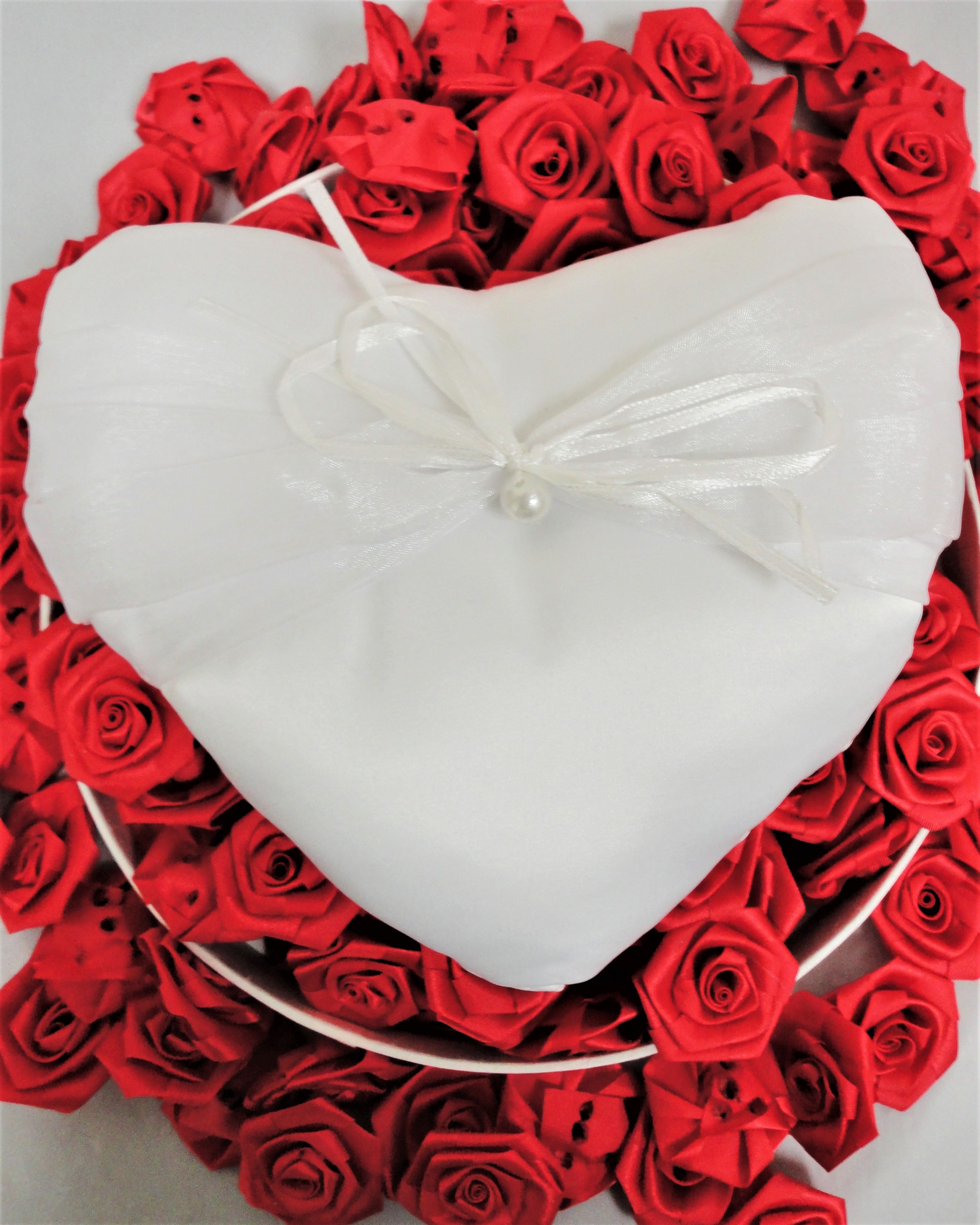 White Heart Shaped Floral Ring Bearer Pillow for Wedding Decoration