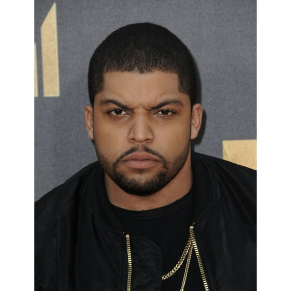 O'Shea Jackson Jr. At Arrivals For Mtv Movie Awards 2016 - Arrivals 2, Warner Bros. Studios, Burbank, Ca April 9, 2016. Photo By Dee CerconeEverett Collection Celebrity (16 x 20)