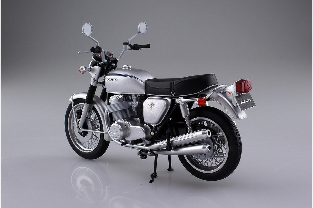 Aoshima Skynet 06587 Honda CB750FOUR K2 Silver 1/12 Scale Finished Model w/Track 