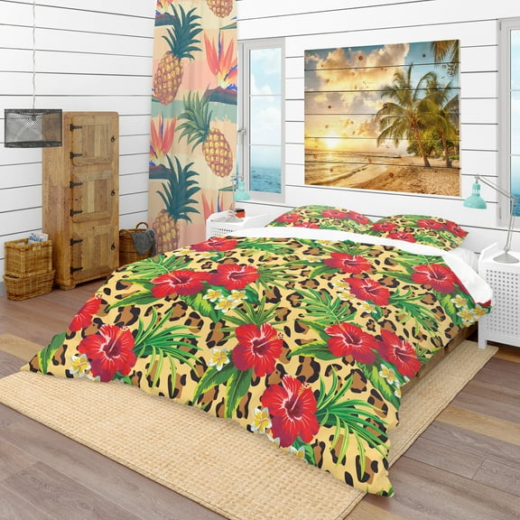 Designart 'Hibiscus & Plumeria Tropical Flowers with Palm Leaves' Tropical Duvet Cover Set