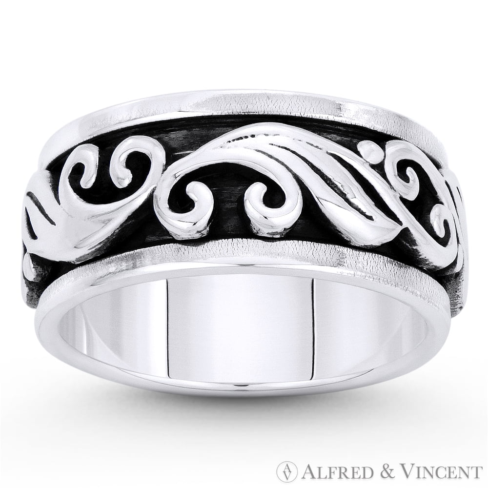 Filigree Heart Silver Medal Charm Bangle Wind and Fire Wife Filigree Heart Silver Medal Charm Bangle Wind and Fire Wife