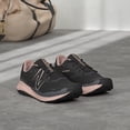 thumbnail image 2 of Zapatilla de Trail Running DynaSoft Nitrel V5 para Mujer de New Balance, 2 of 8