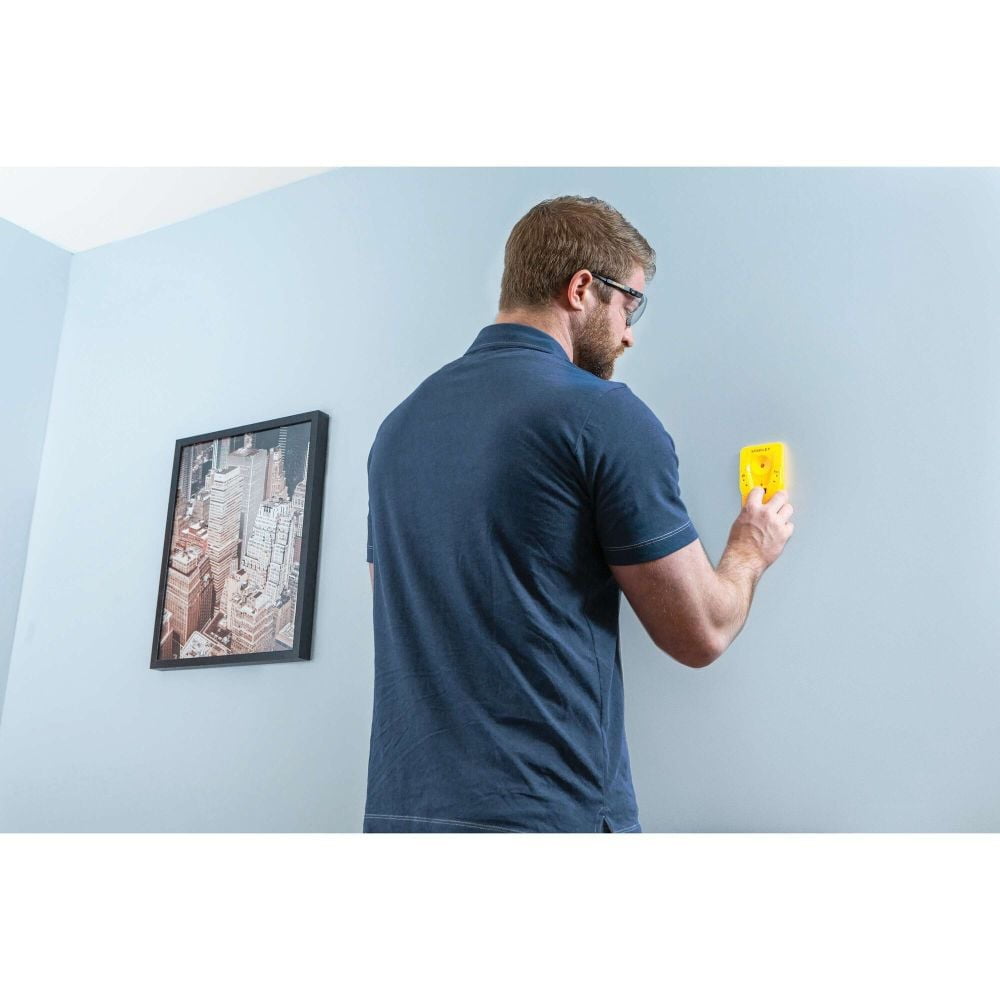 Stanley Tool STHT77587 0.75 in. Stud Finder
