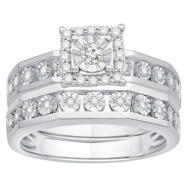 0.26 CT. T.W. Princess Cut Halo Diamond Ring & Band Set in 14K Gold