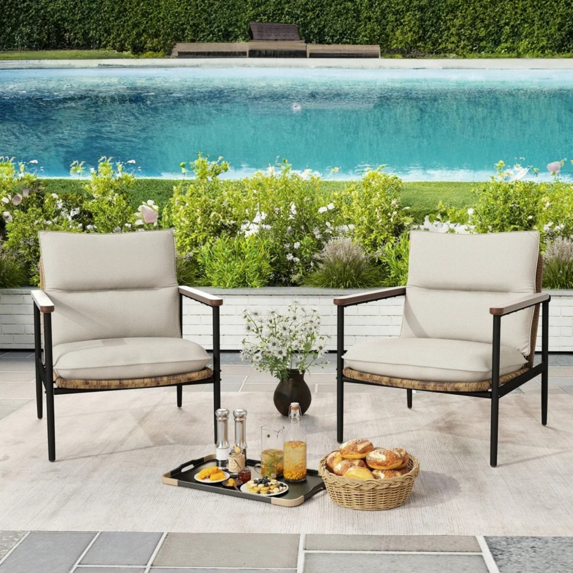 2-Piece Aluminum Outdoor Patio Lounge Chairs with Hand-Woven Wicker & 4.7" Cushions, Modern Rattan Seating Set for Garden, Backyard, Balcony