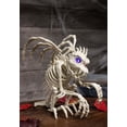thumbnail image 2 of Gargoyle avec Lumières Décor Squelette, 2 of 3