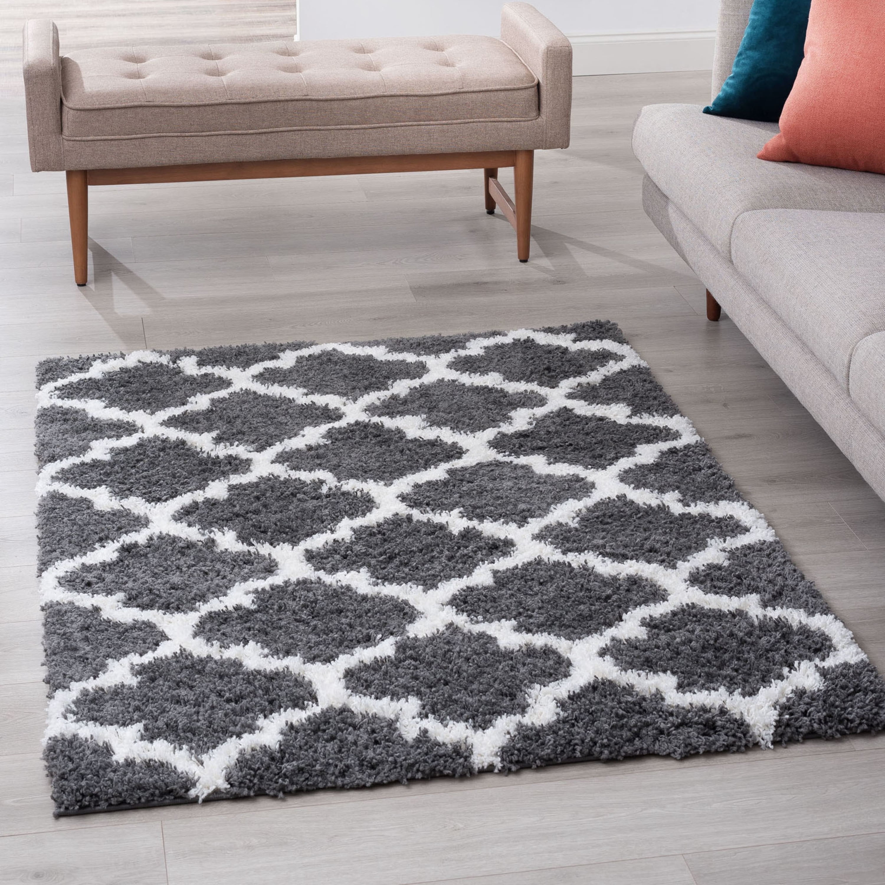 Jersey Shag Transitional Geometric Gray and White Polypropylene Indoor Area Rug, 4'x6' Rectangle