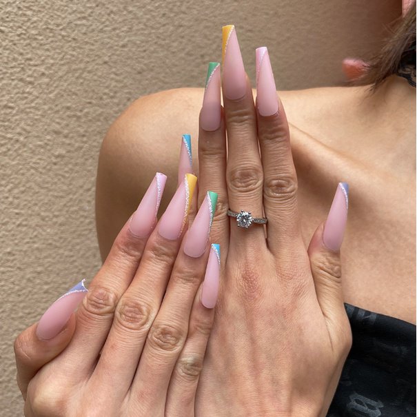 24 Piezas uñas postizas decoración largas con pegamento Naturales 46 estilos Francés