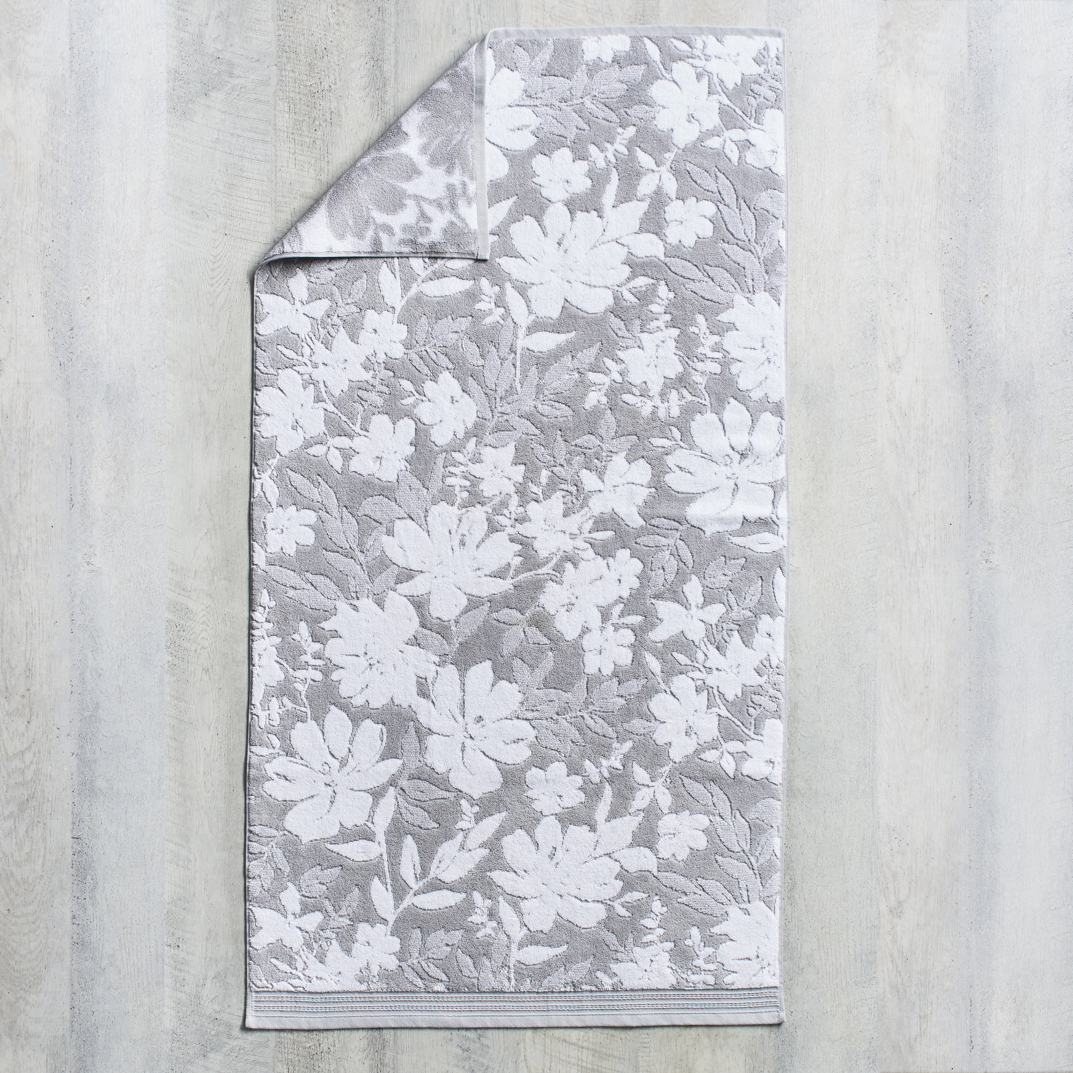 Better Homes & Gardens Signature Soft Floral 6 Piece Towel Set, Cherry  Blossom Pink - Walmart.com in 2023