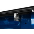 thumbnail image 4 of Convient 2016-2022 Toyota Tacoma Retrax T-60852 RetraxONE XR; Rétractable Manuel; Verrouillable à Clé; Noir Mat; Polycarbonate; avec Trax Rail System, 4 of 13
