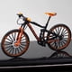 thumbnail image 4 of Modelo de bicicleta, juguete modelo de bicicleta de montaña, mini juguete de bicicleta, bicicleta de montaña con dedo en miniatura para niños y niñas, regalo para niños (negro naranja), 4 of 8