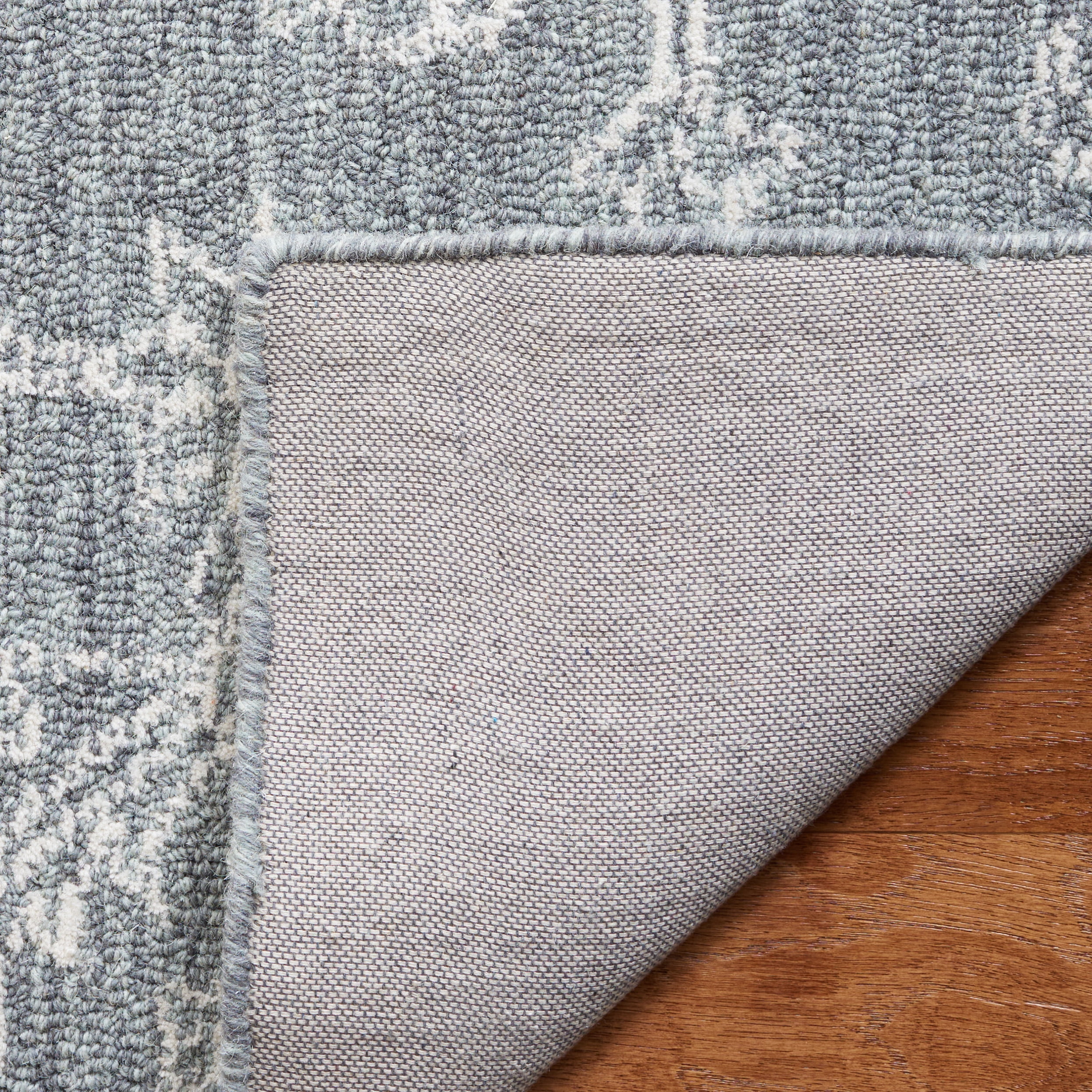 SAFAVIEH Micro-Loop Austen Medallion Area Rug, Grey/Ivory, 6' x 6' Round