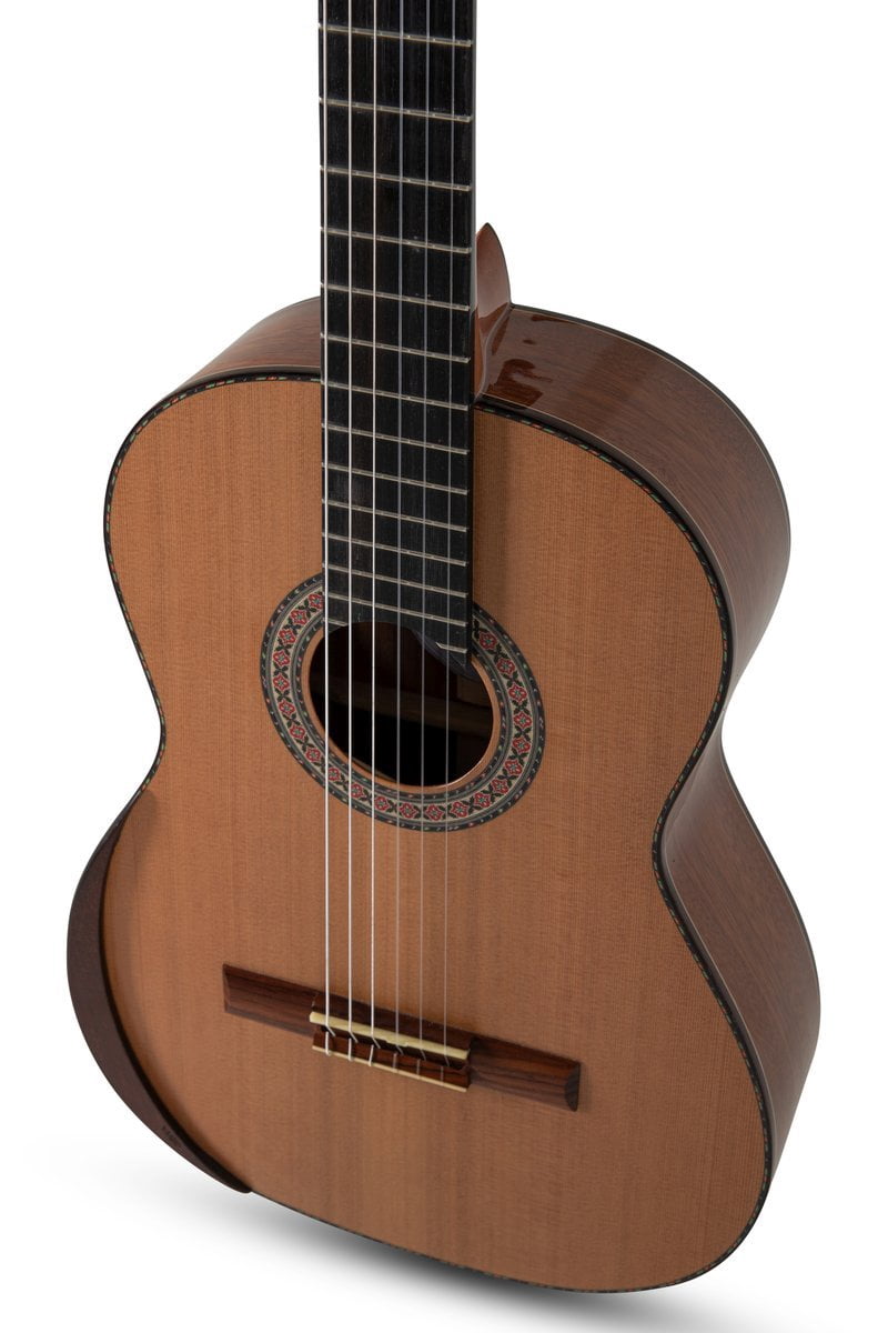 Manuel Rodriguez Classical Guitar Magistral D-C, Cedar/Mahogany 4/4, Armrest
