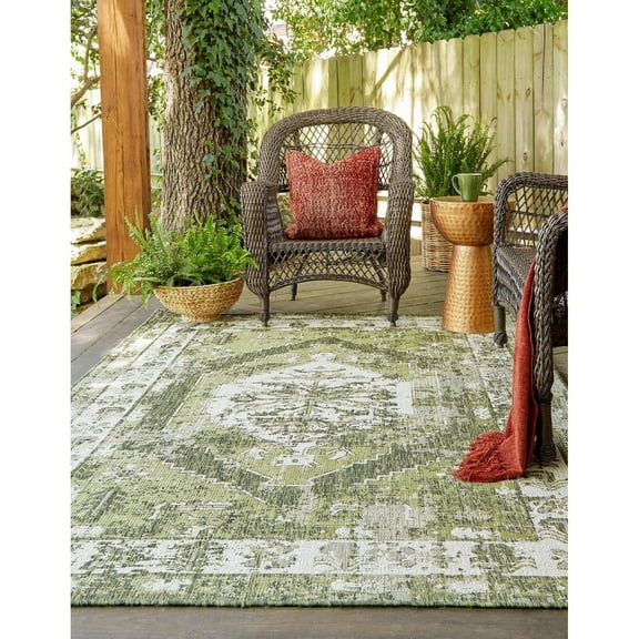Outdoor Nirie Collection Area Rug Green - 2'2"x3'