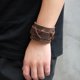 thumbnail image 2 of Brazalete ancho auténtico de cuero genuino informal para hombre, color marrón, 2 of 3