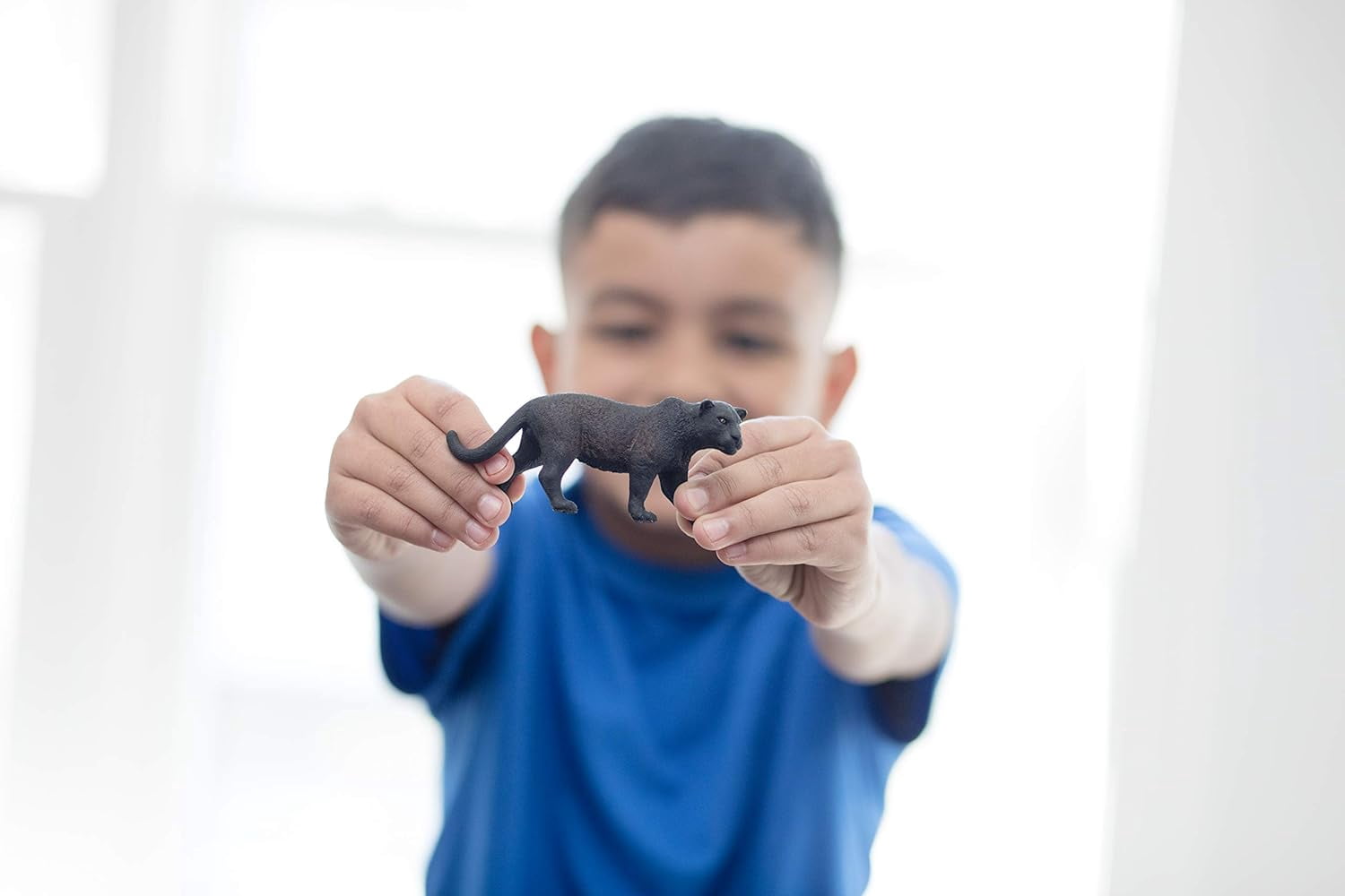 Schleich Wild Life - Realistic Prowling Black Panther Figure - Jungle Animal Figure for Kids - Durable Toy for Fun and Imaginative Adventures - Boys and Girls Ages 3+
