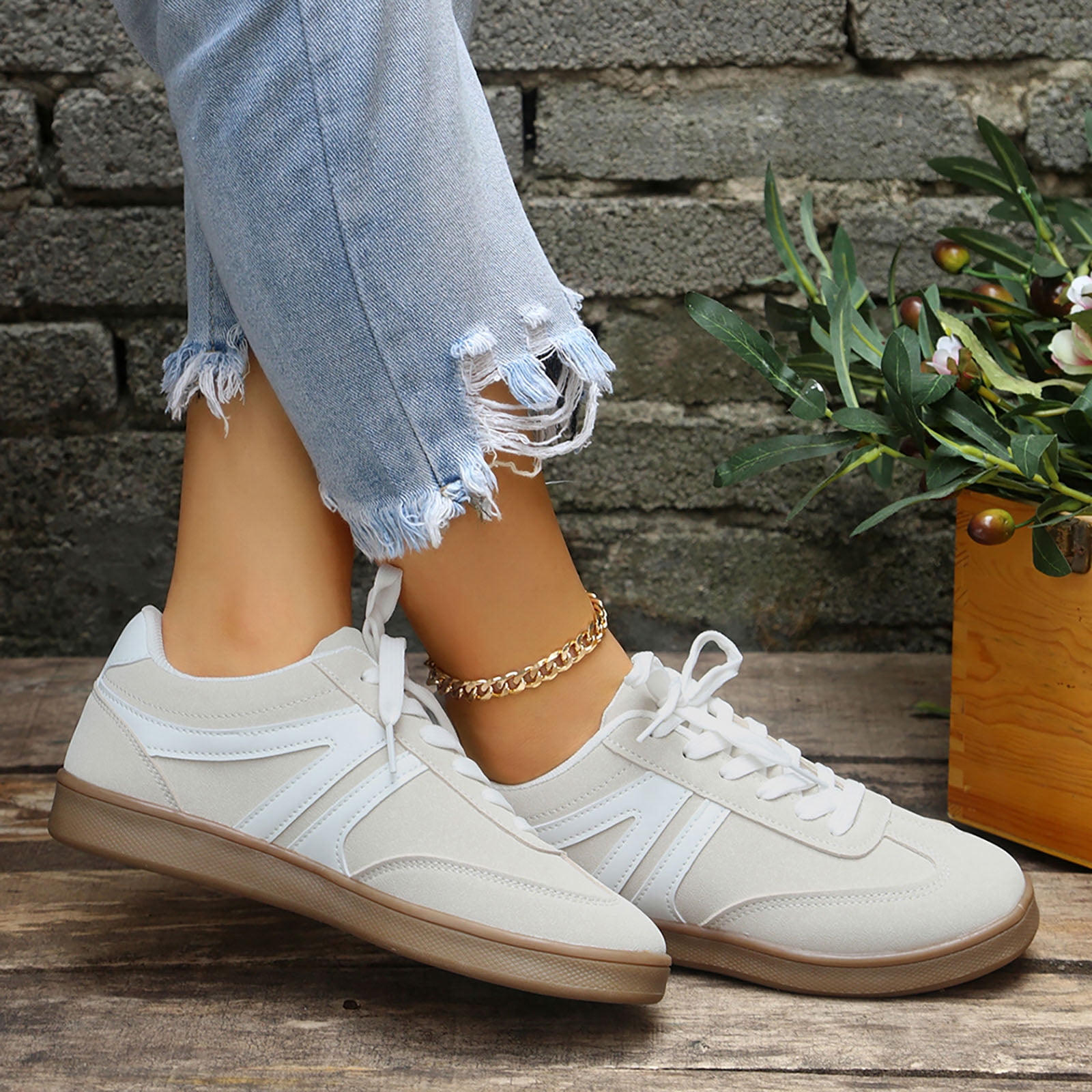 Tennis Shoes Womens Lace up Retro Classic Trainers Skate Shoes Fashion Suede Color Block Sneakers Nonslip Flat Walking Shoes Beige Size 9.5