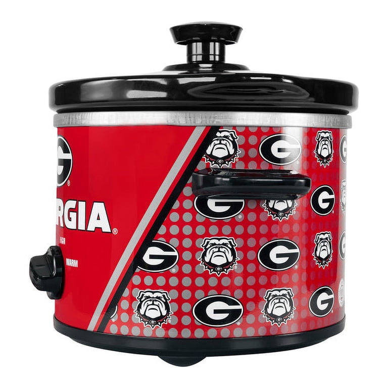Uncanny Brands Georgia Bulldogs 2-Qt Slow Cooker with Bulldog Logo