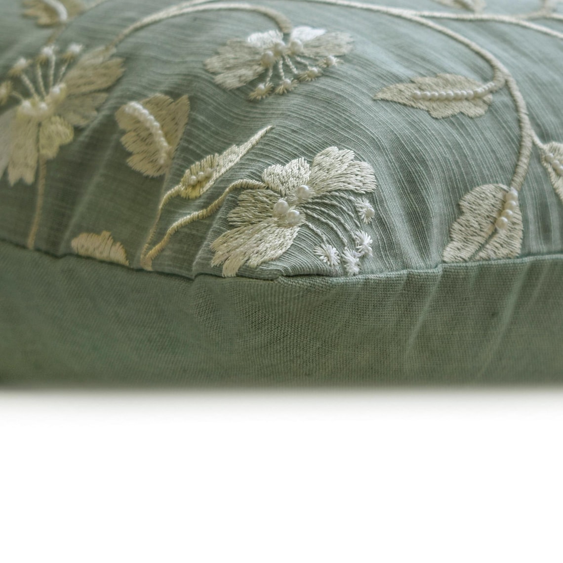 The HomeCentric Decorative Throw Pillow cover Blue & Gray 20"x20" (50x50 cm) Cotton Linen Floral, Pearl, Handmade Cushion cover For Sofa Chouch, Hotels, living Bed Room, Floral Contemporary- Fiorella