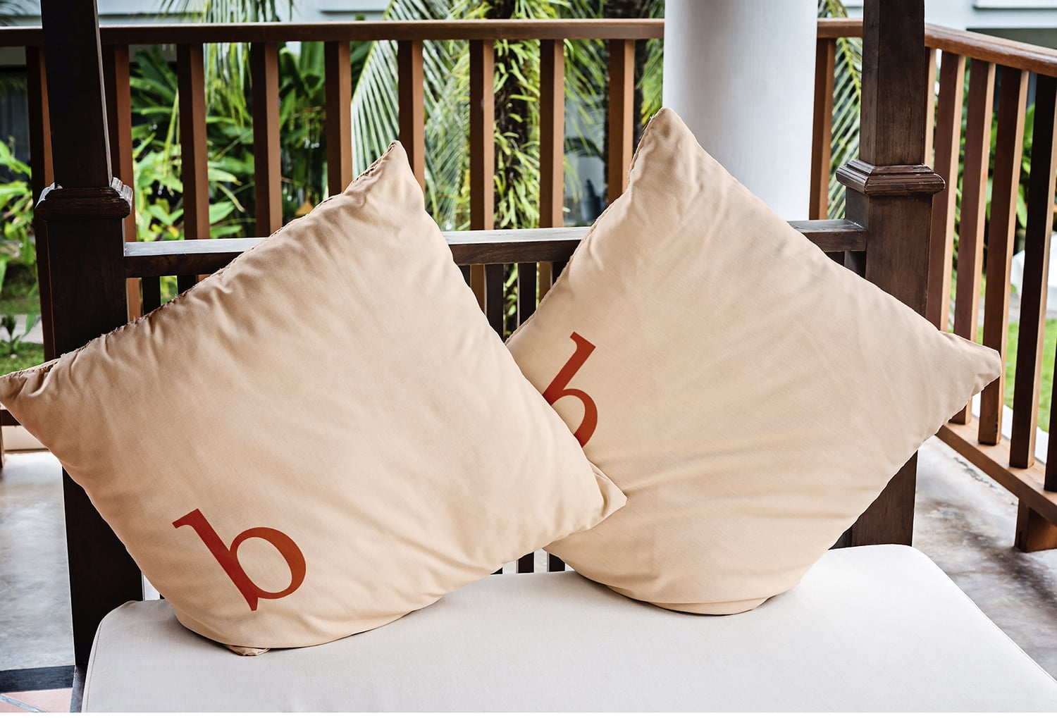 Simply Daisy 20" x 20" Modern Monogram Indoor/Outdoor Polyester Throw Pillow, Sienna