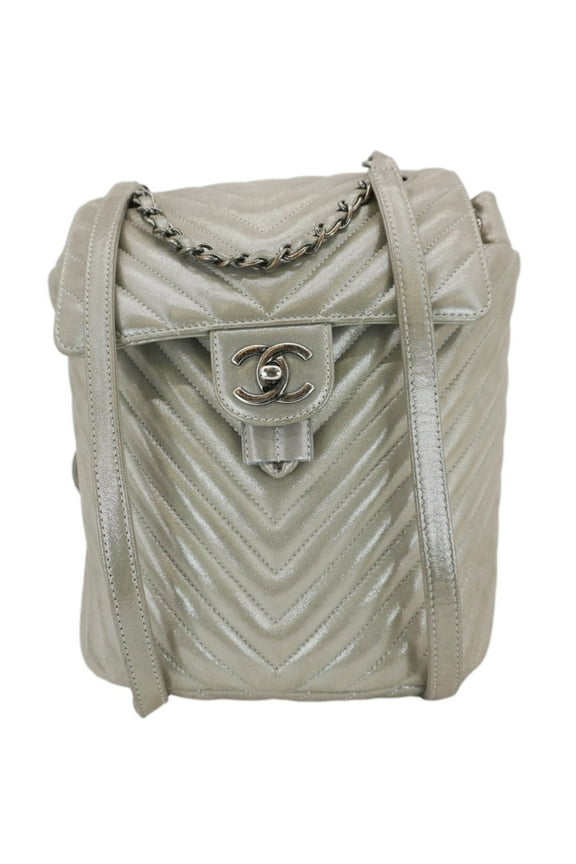 Pre-Owned CHANEL Urban Spirit Small Chevron Calfskin Leather Backpack Silver