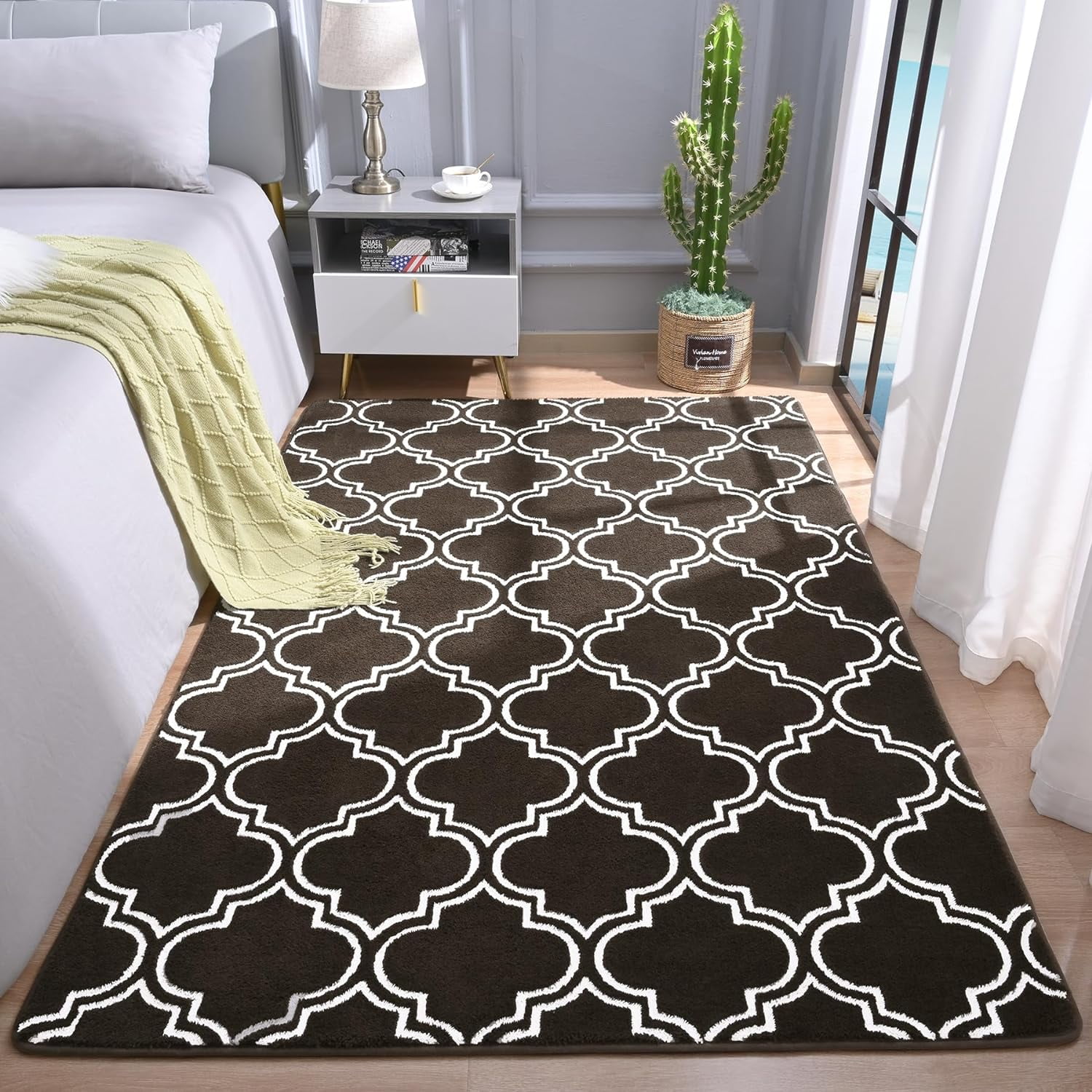 Junovo 6'x9'Modern Geometric Area Rug for Bedroom and Living Room, Fluffy Indoor Carpet for Family Room Decor,Brown