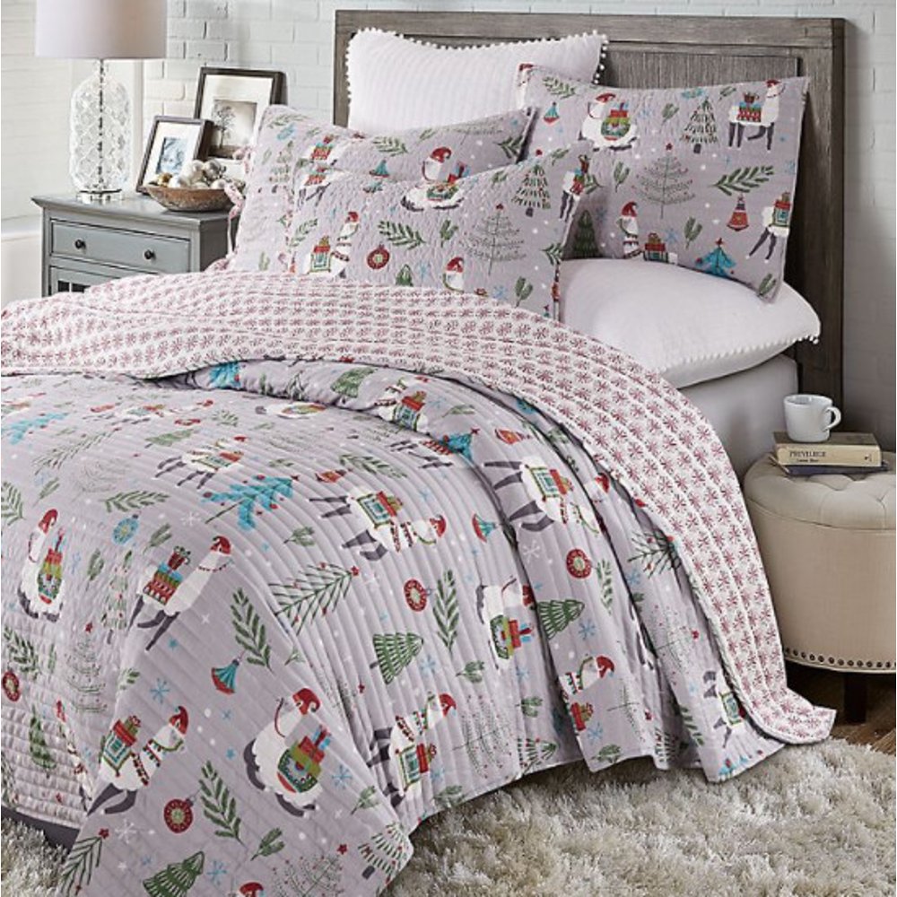 Merry Christmas Trees & Llamas Holiday Full / Queen Quilt & Shams Set