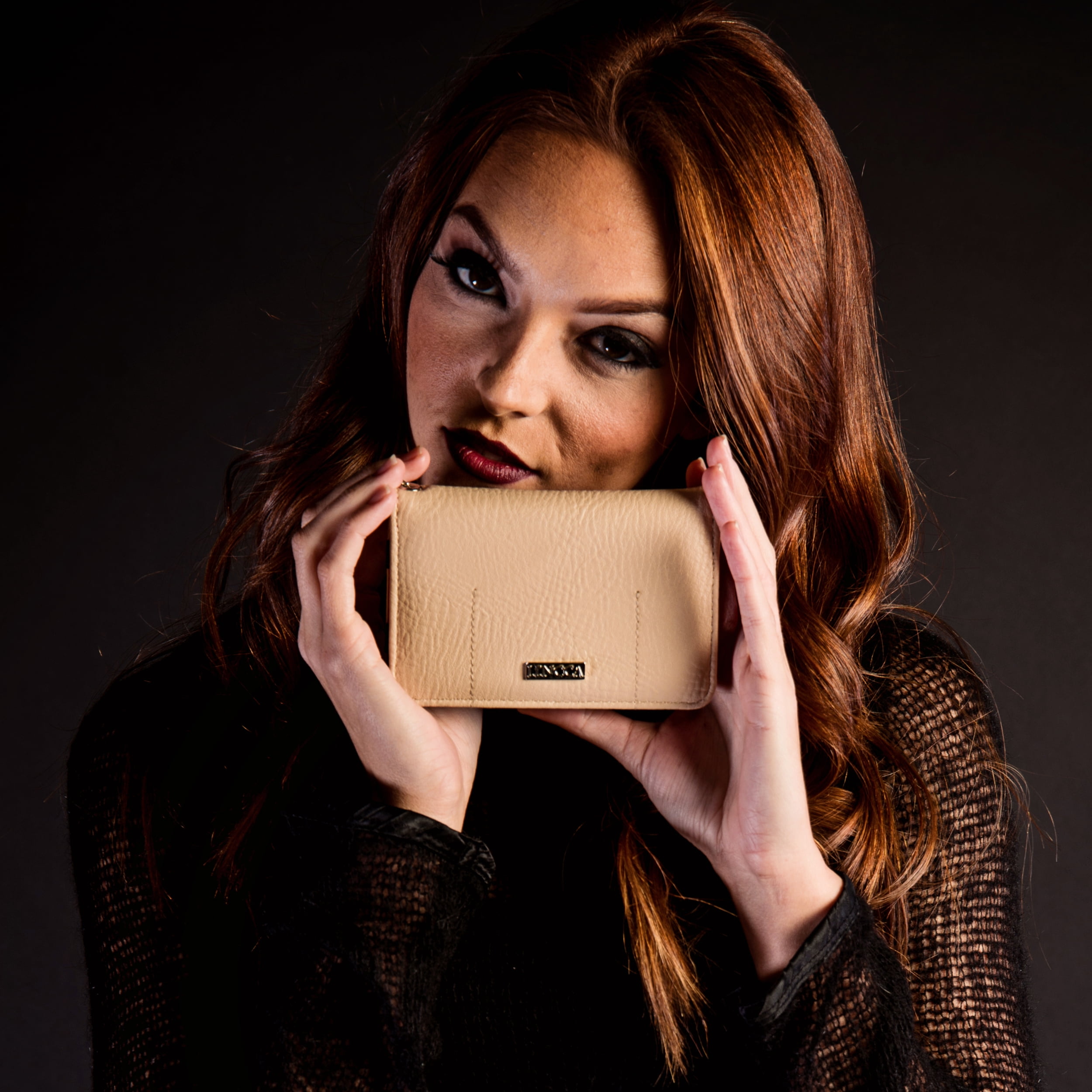 Women Clutch Wristlet Wallet Case with Phone Compartment (Beige)