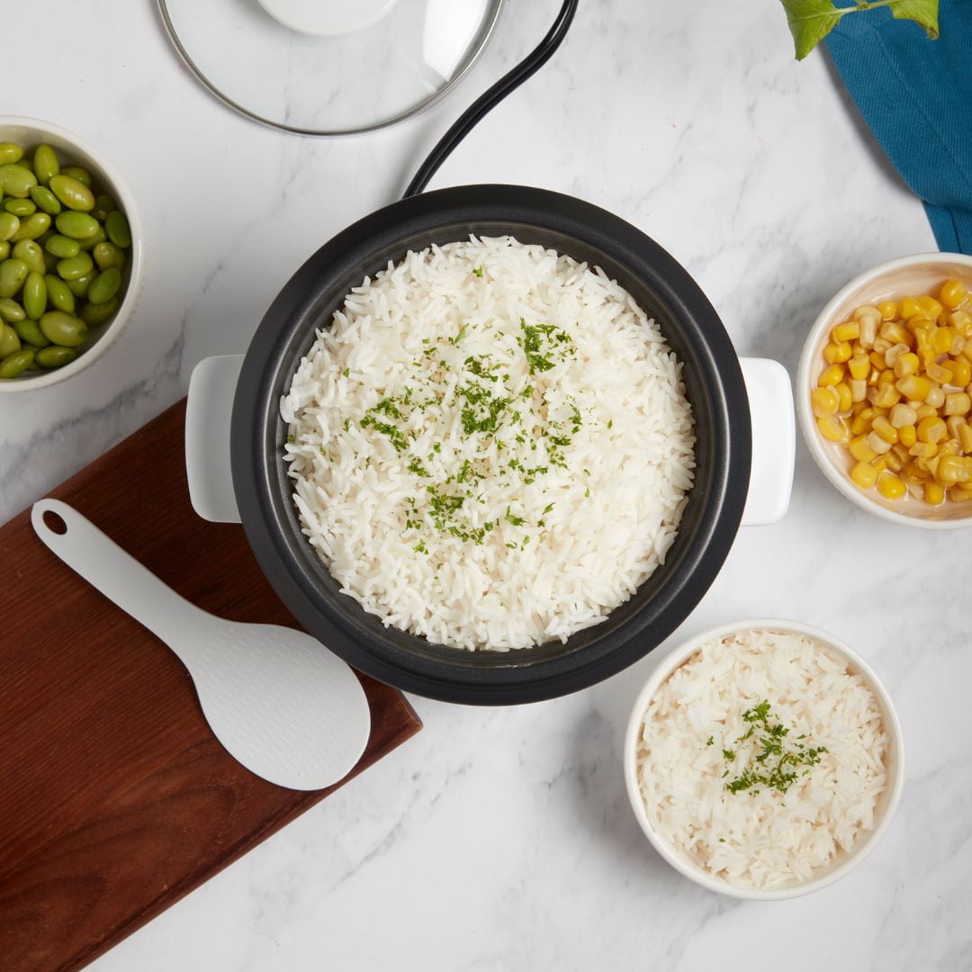 Denmark Electric 4 Cup Rice Cooker with Glass Lid, Rice Paddle, Measuring Cup, and Nonstick Removable Inner Pot, White